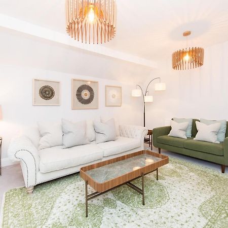 The Tower By Harrogate Serviced Apartments Buitenkant foto