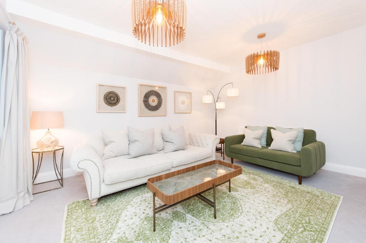 The Tower By Harrogate Serviced Apartments Buitenkant foto