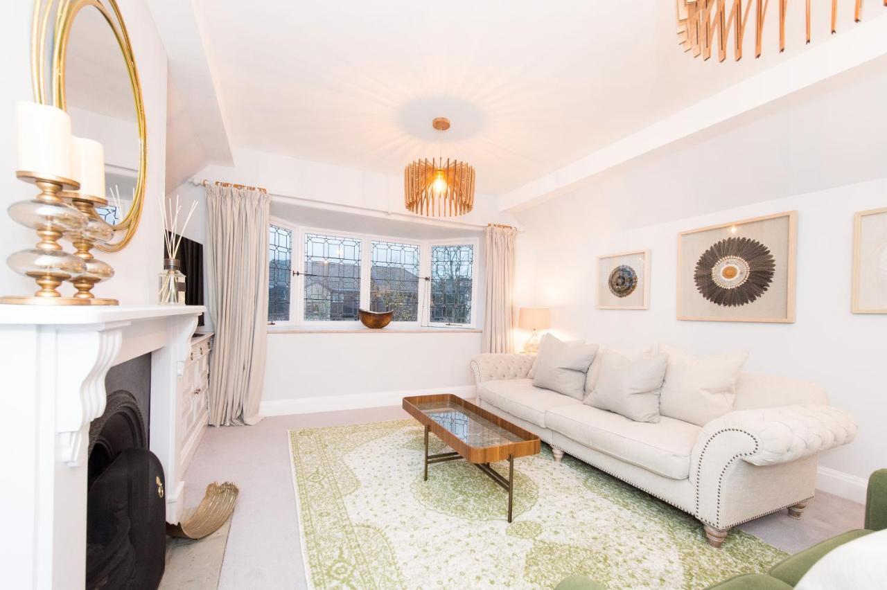 The Tower By Harrogate Serviced Apartments Buitenkant foto