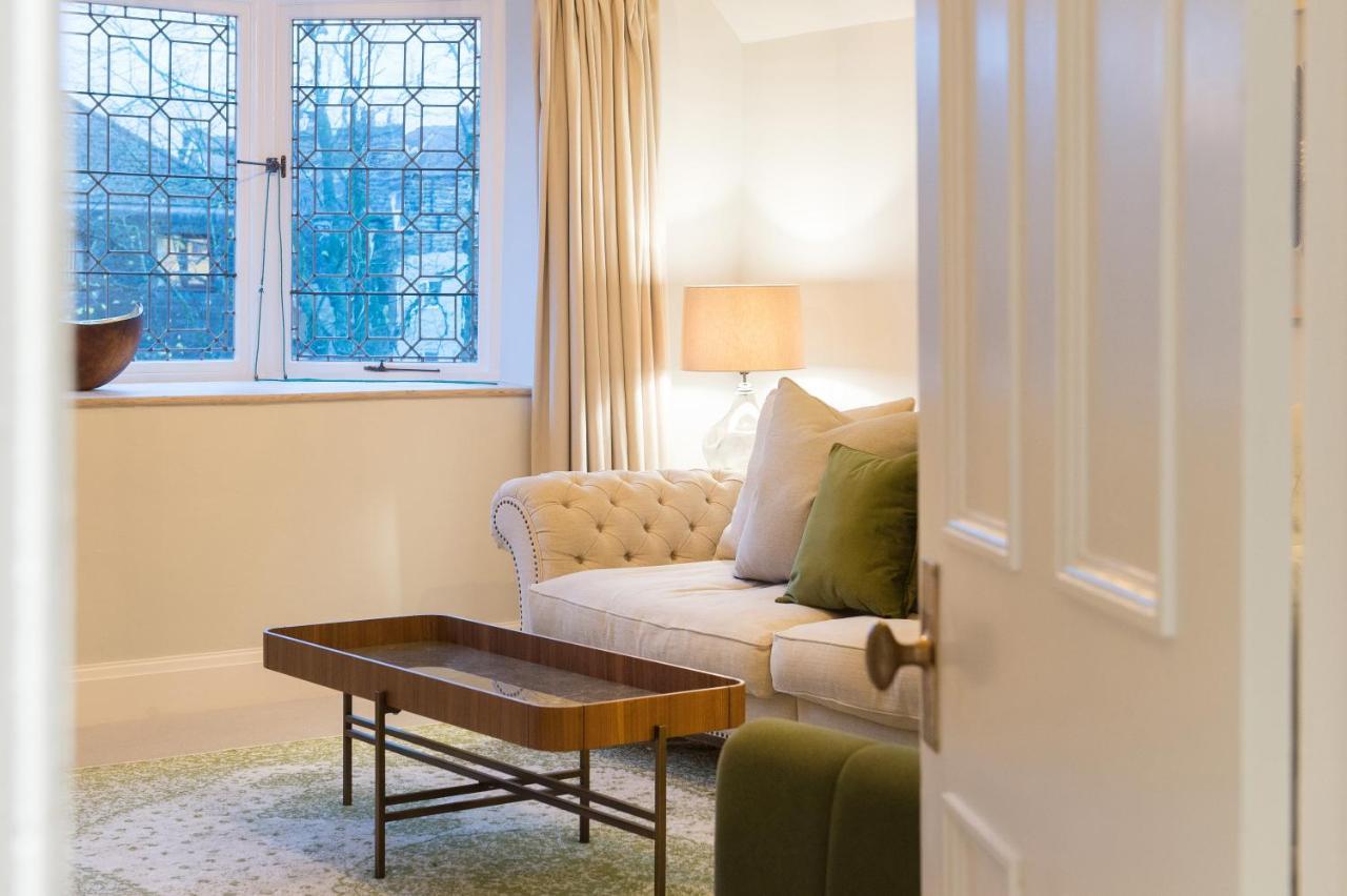 The Tower By Harrogate Serviced Apartments Buitenkant foto