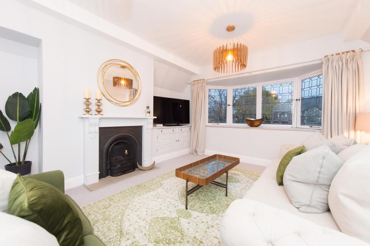 The Tower By Harrogate Serviced Apartments Buitenkant foto