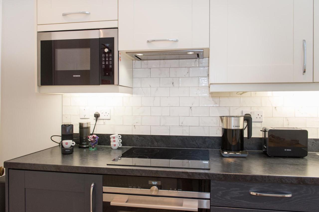The Tower By Harrogate Serviced Apartments Buitenkant foto