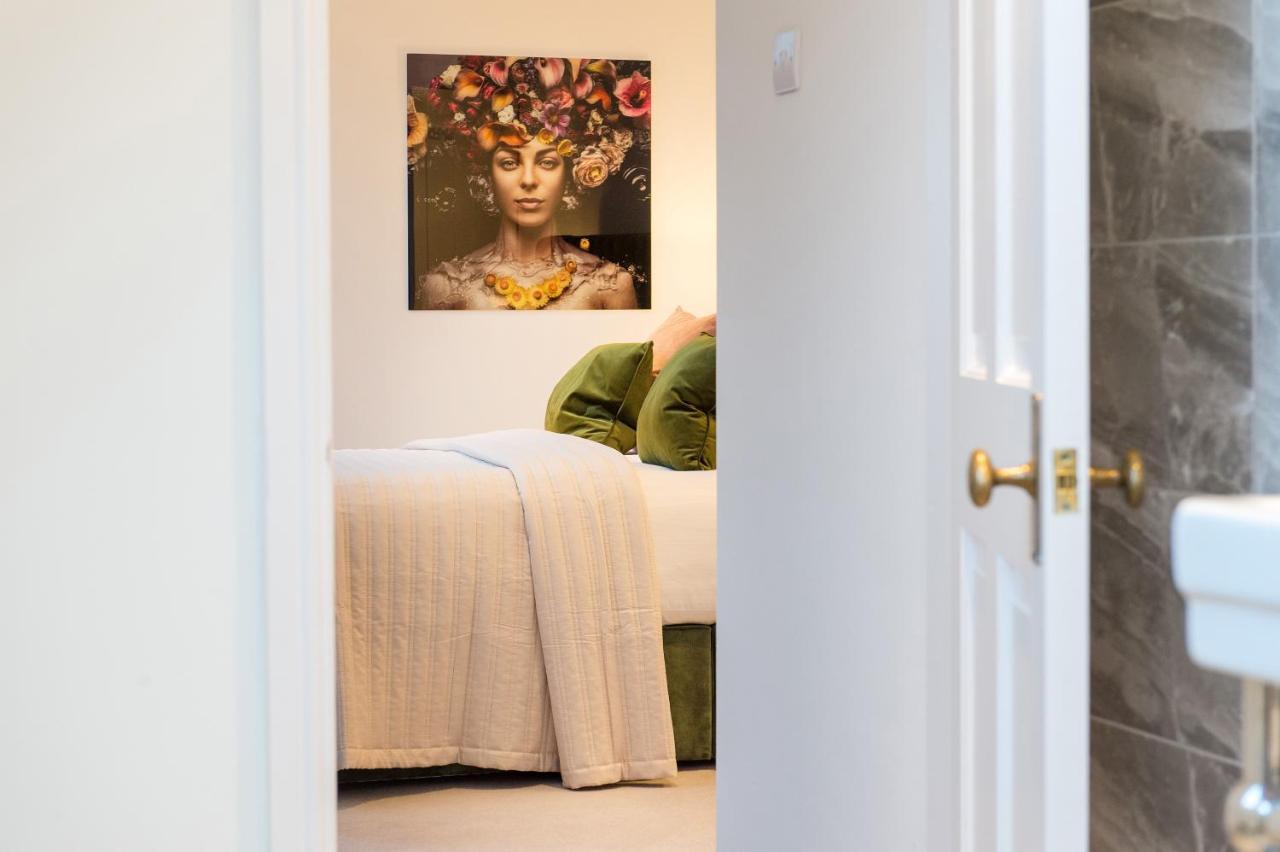 The Tower By Harrogate Serviced Apartments Buitenkant foto