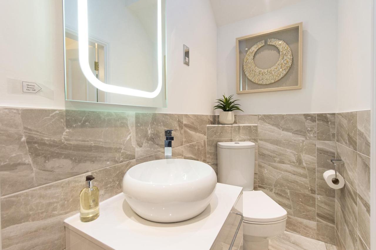 The Tower By Harrogate Serviced Apartments Buitenkant foto
