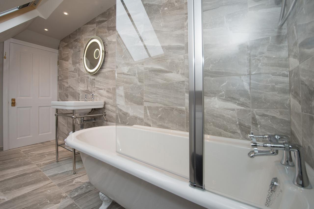 The Tower By Harrogate Serviced Apartments Buitenkant foto